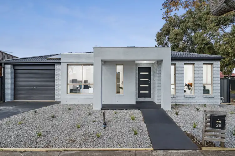 25 Manderston Avenue, Derrimut VIC 3026