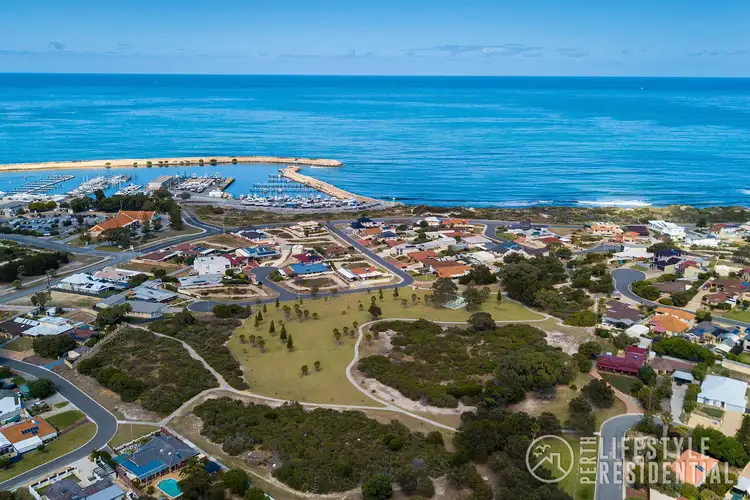 5 Madeleine Court, Two Rocks WA 6037