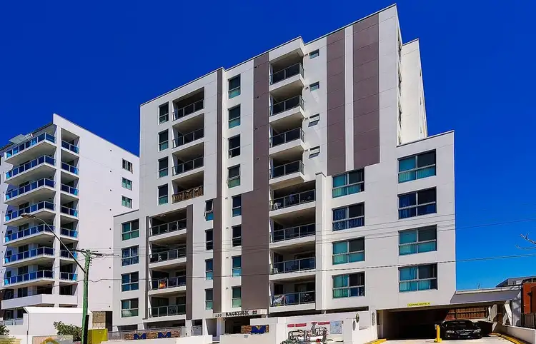 802/120 James Ruse Drive, Rosehill NSW 2142