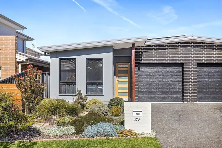 37A Saddleback Crescent, Stream Hill NSW 2526