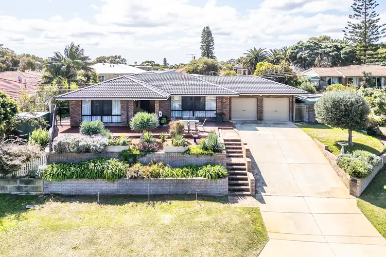 10 Dreyer Court, Yanchep WA 6035