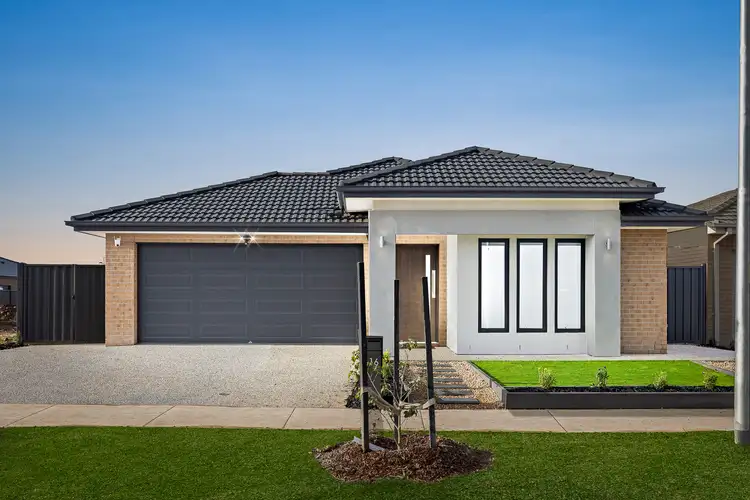 16 Tecoma Street, Manor Lakes VIC 3024