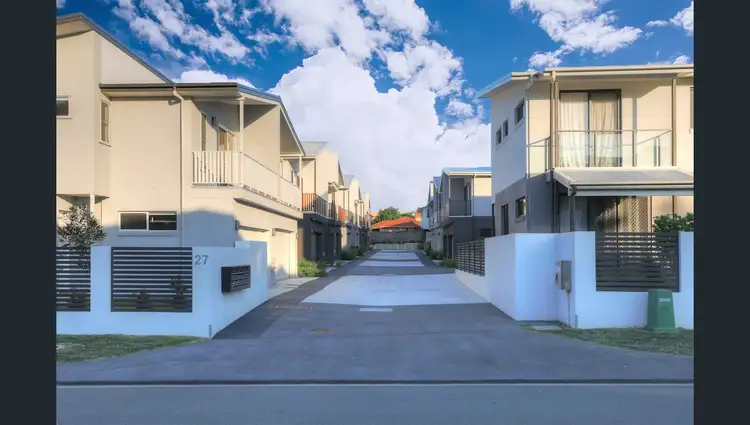 27 Sunflower Crescent