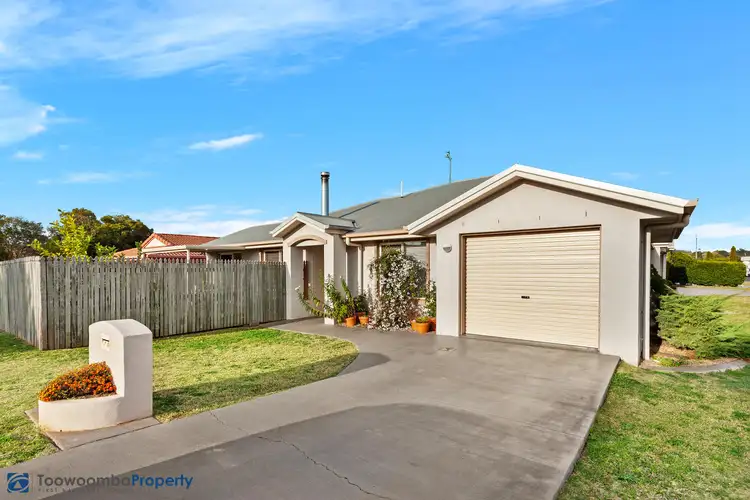 1/17 Hennenlotter Court, Kearneys Spring QLD 4350