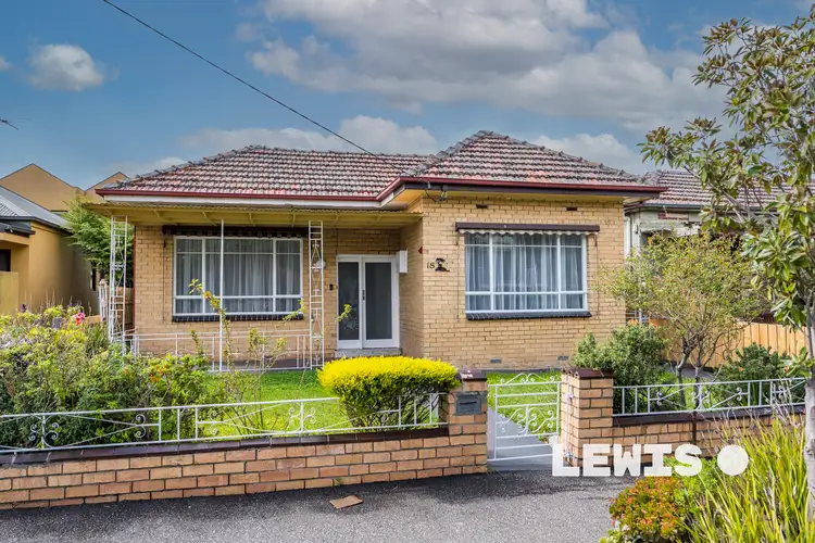 18 Cassels Road, Brunswick VIC 3056