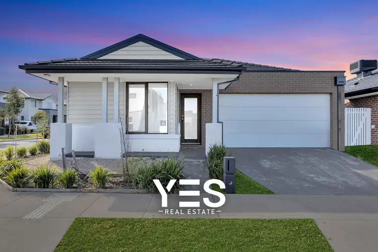 33 Inglewood Drive, Werribee VIC 3030