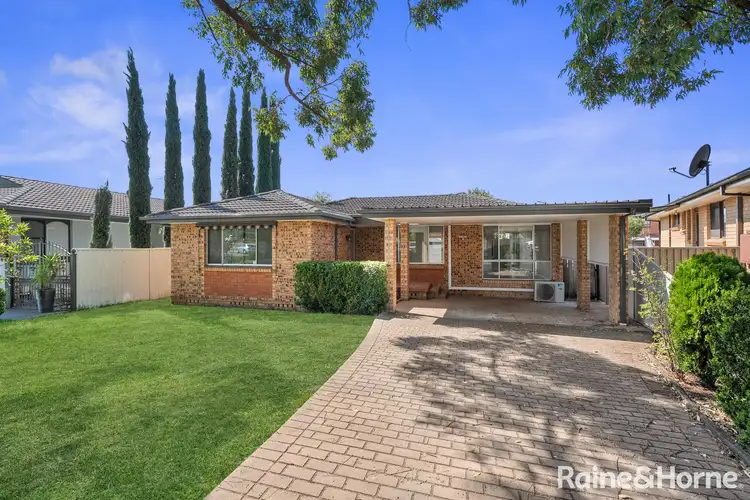 4 Dryden Place, Wetherill Park NSW 2164