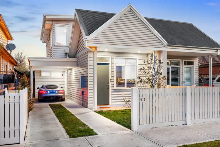 33 Ford Street, Newport VIC 3015