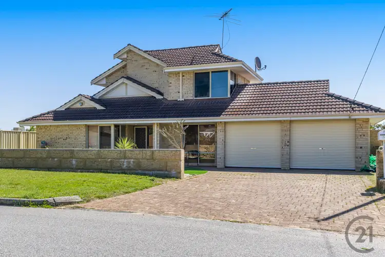 14 Wicklow Road, Halls Head WA 6210