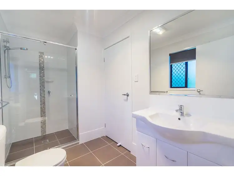 Fifth view of Homely semi-detached listing, 2B Frederick Place, Park Ridge QLD 4125