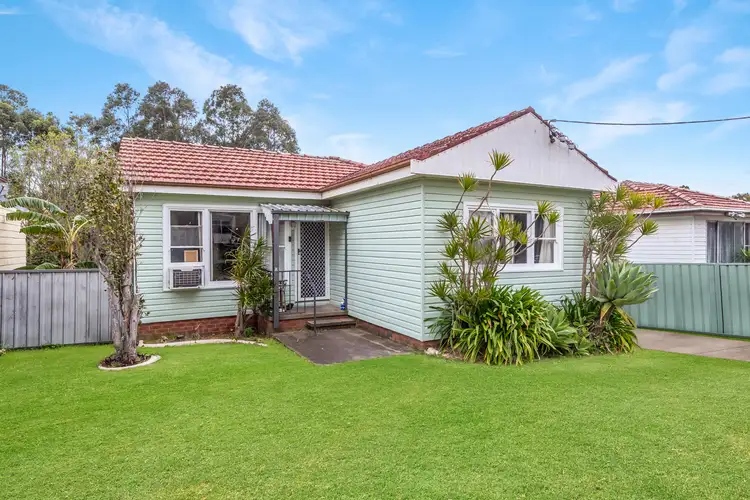 49 Waller Street, Shortland NSW 2307