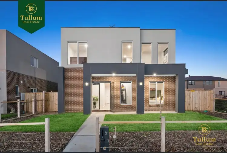 3 Allegro Walk, Junction Village VIC 3977