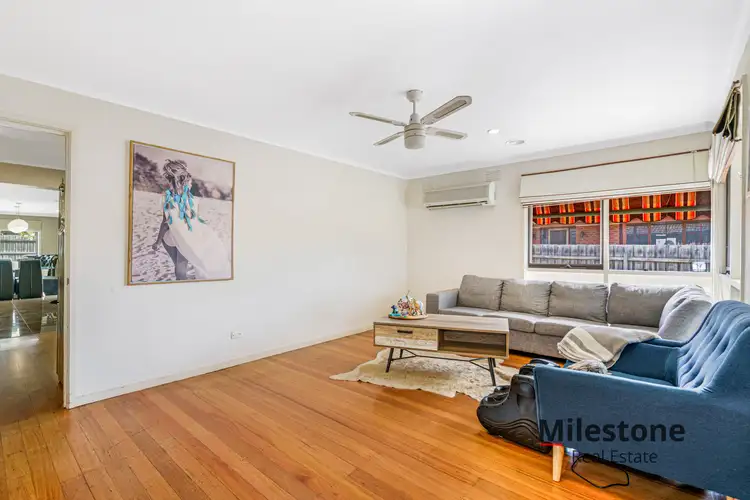 Third view of Homely house listing, 10 Farrer Close, Cranbourne VIC 3977