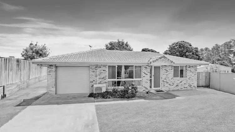 2 Hampden Crescent, Heritage Park QLD 4118