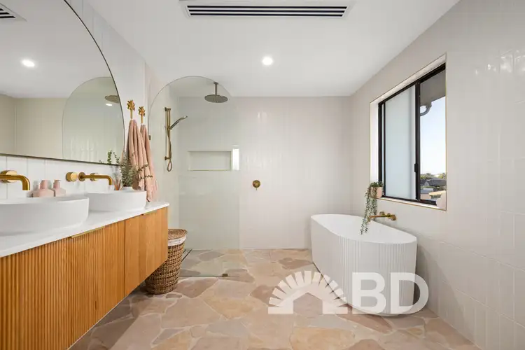 64 Endeavour Drive, Banksia Beach QLD 4507