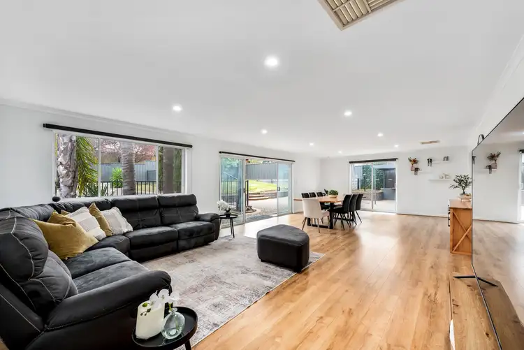25 Education Road, Happy Valley SA 5159