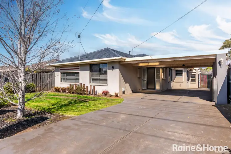 105 Centenary Avenue, Melton VIC 3337