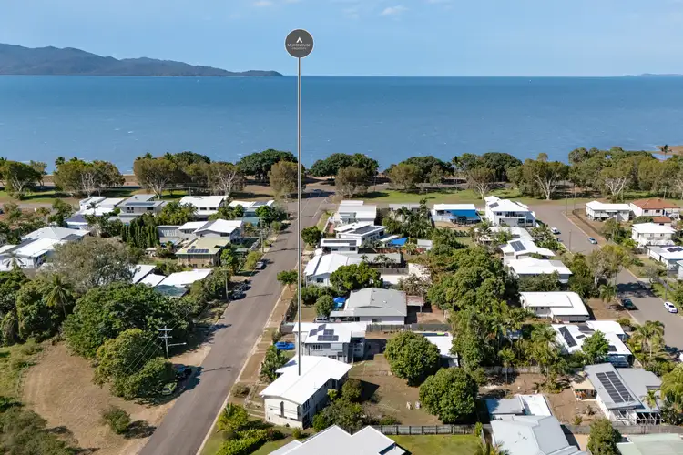 12 Eclipse Street, Rowes Bay QLD 4810
