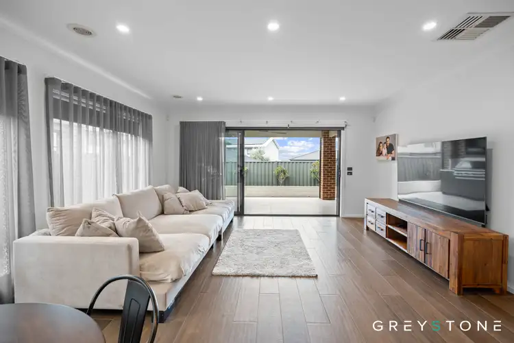 Fifth view of Homely house listing, 5 Nebula Court, Fraser Rise VIC 3336