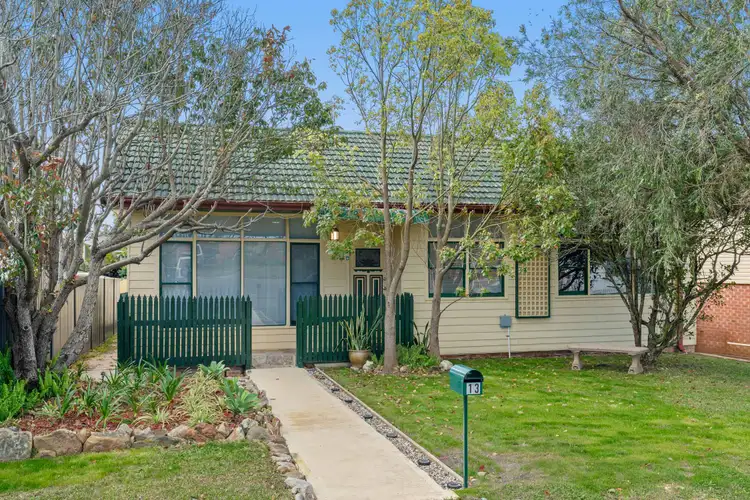 13 Cuthbert Road, Killarney Vale NSW 2261