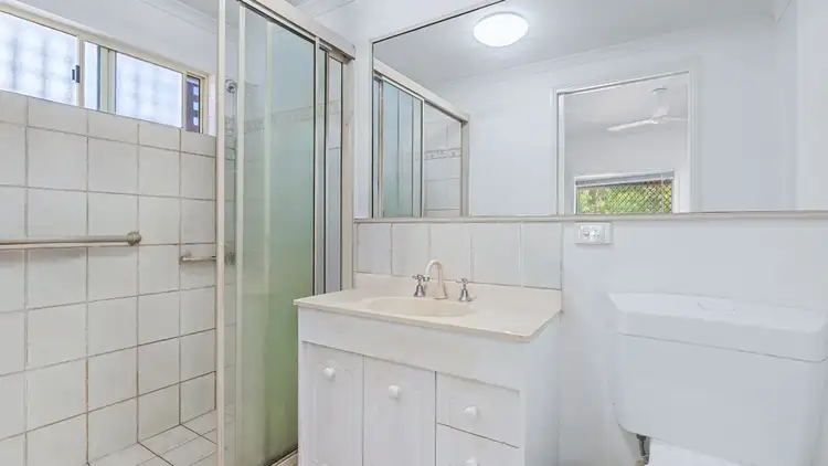 Sixth view of Homely unit listing, 15/35 Greenslopes Street, Manunda QLD 4870