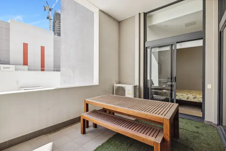 Sixth view of Homely unit listing, 8/65 Milligan Street, Perth WA 6000
