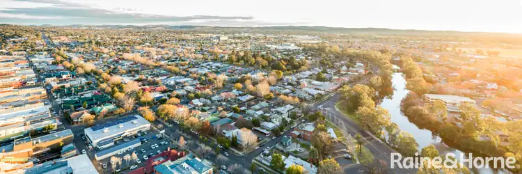 4 Hudson Drive, Lloyd NSW 2650