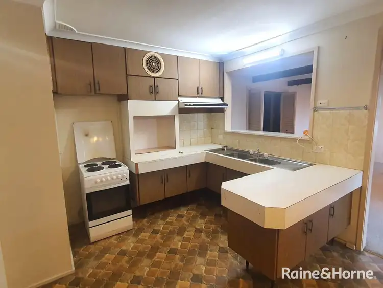 36 Woronora Avenue, Leumeah NSW 2560