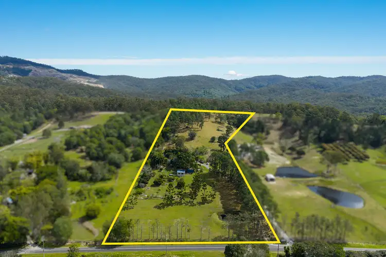 104 Thomsons Road, Kingsholme QLD 4208