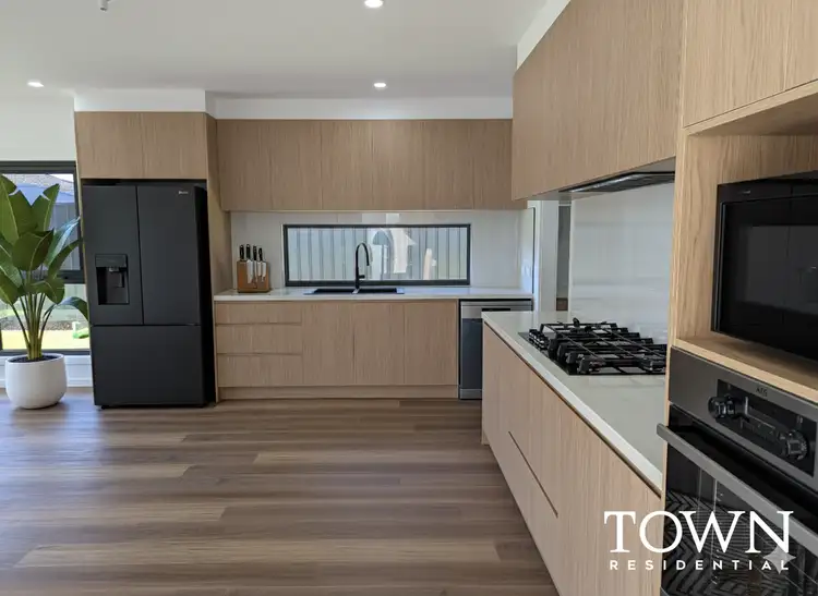 88 Belconnen way, Page ACT 2614