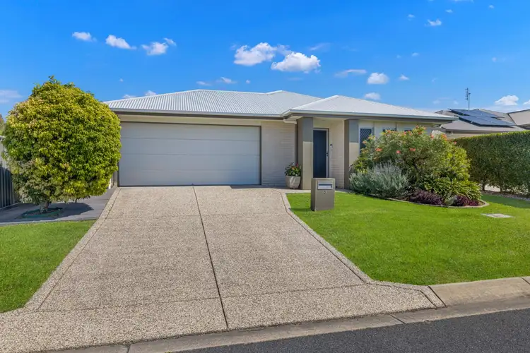 3 Haslewood Crescent