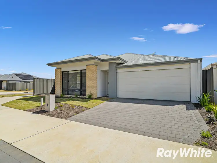 122 Lakewood Parkway, Coodanup WA 6210