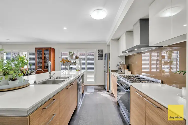 Sixth view of Homely house listing, 4 Granvia Circuit, Burnside VIC 3023