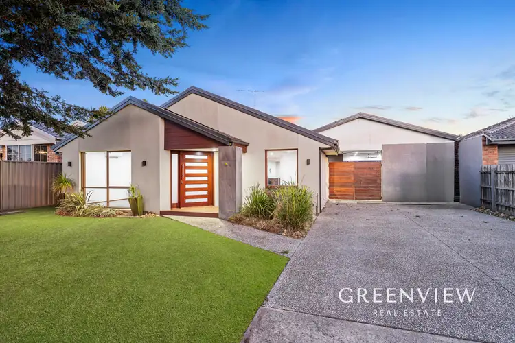 8 Balook Court, Cranbourne North VIC 3977
