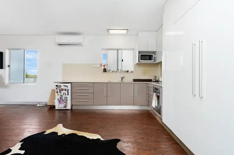 Fourth view of Homely apartment listing, 7/5 Lambell Terrace, Larrakeyah NT 820