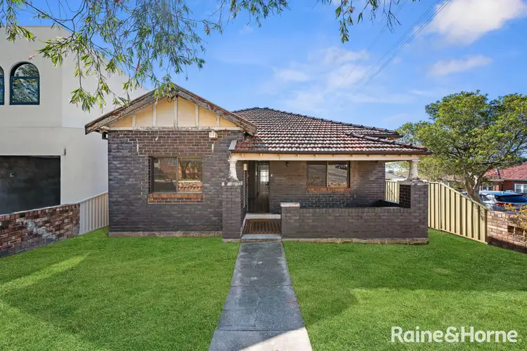 1 Fleet Avenue, Earlwood NSW 2206