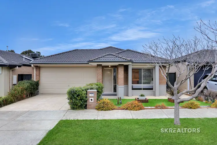 10 Birdswood Crescent, Craigieburn VIC 3064