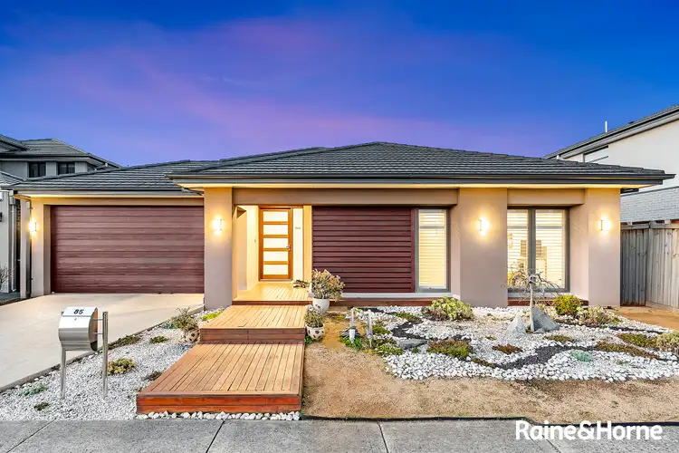 85 Dexter Crescent, Clyde North VIC 3978