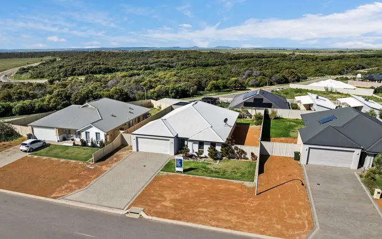 70 Ocean Queen Drive, Wandina WA 6530
