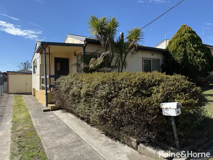 9 Kokoda Street, Orange NSW 2800