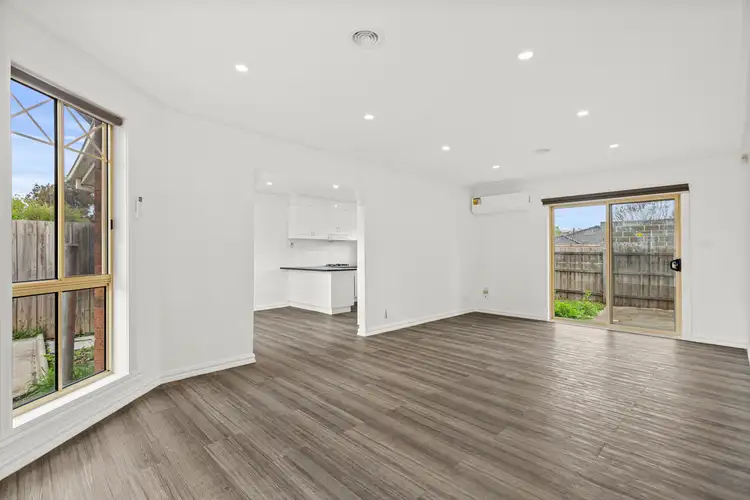 Third view of Homely unit listing, 2/21 Elizabeth Street, St Albans VIC 3021