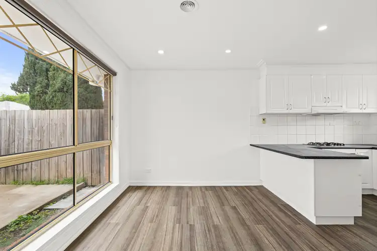 Fifth view of Homely unit listing, 2/21 Elizabeth Street, St Albans VIC 3021