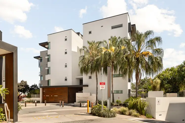 1307/118 Parkside Circuit, Hamilton QLD 4007