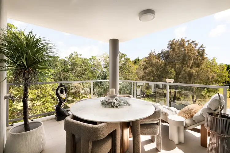 1307/118 Parkside Circuit, Hamilton QLD 4007