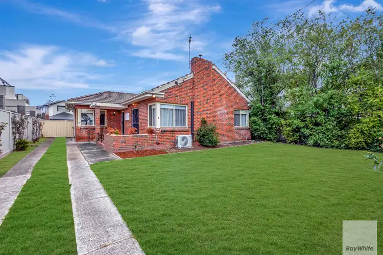 5 McCracken Avenue, Pascoe Vale VIC 3044