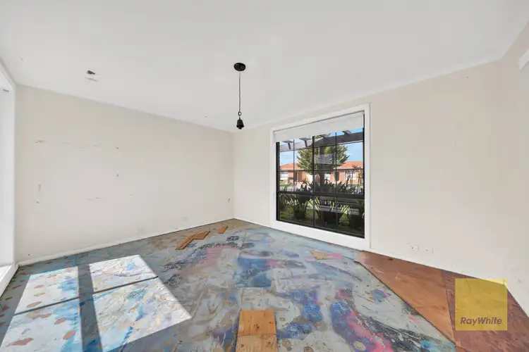 Fifth view of Homely house listing, 5 Aquanita Crescent, Keilor Downs VIC 3038