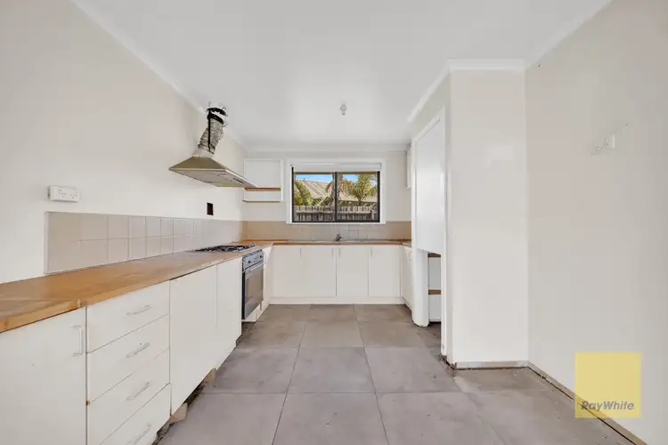 Sixth view of Homely house listing, 5 Aquanita Crescent, Keilor Downs VIC 3038