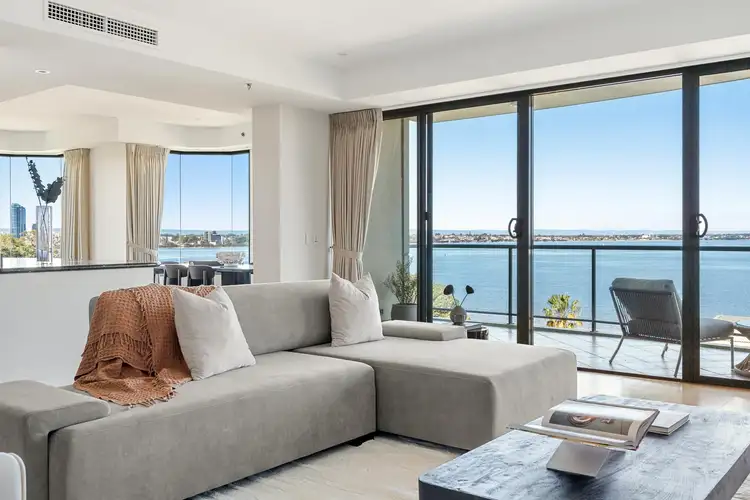 6/10 Kings Park Avenue, Crawley WA 6009