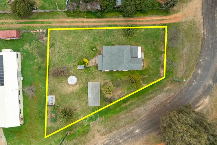 Second view of Homely house listing, 2 Myrangle Street, Yeoval NSW 2868