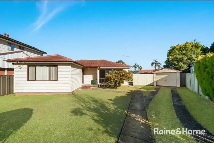 14 Roylston Street, Fairfield West NSW 2165